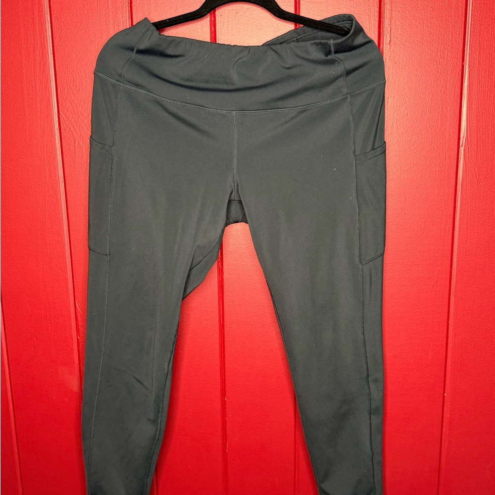 Athleta Black High Rise Leggings with Pockets - XL - Picture 2 of 5